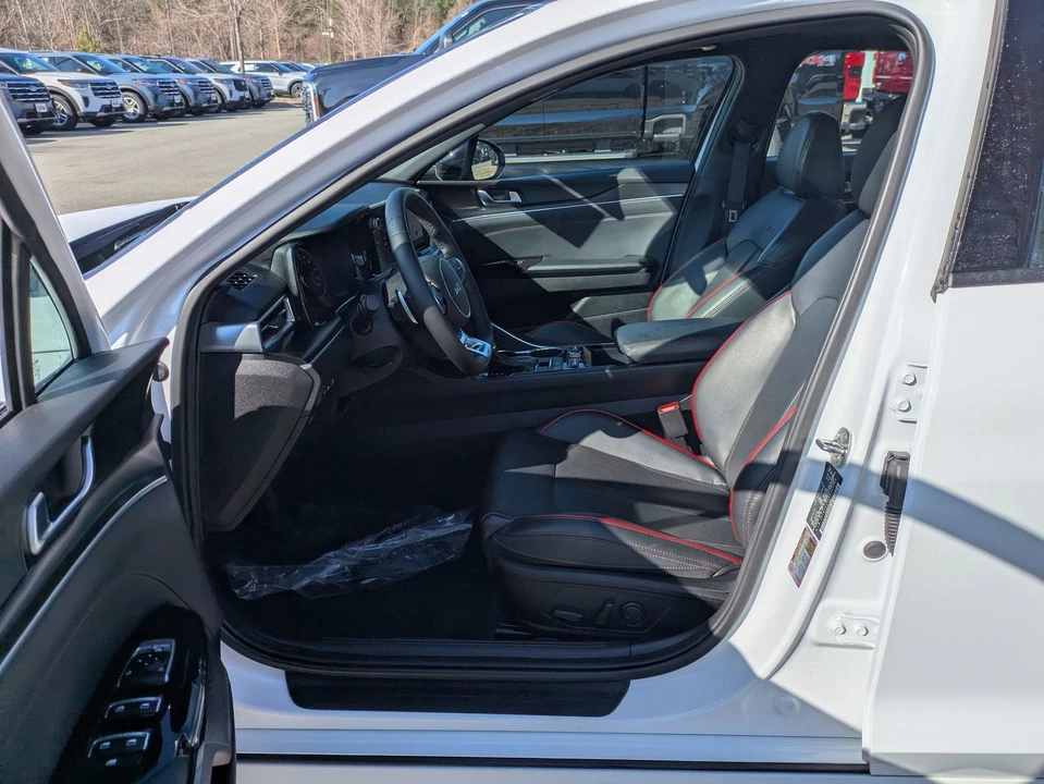 2024 Kia Optima/K5 - Image 12 of 21