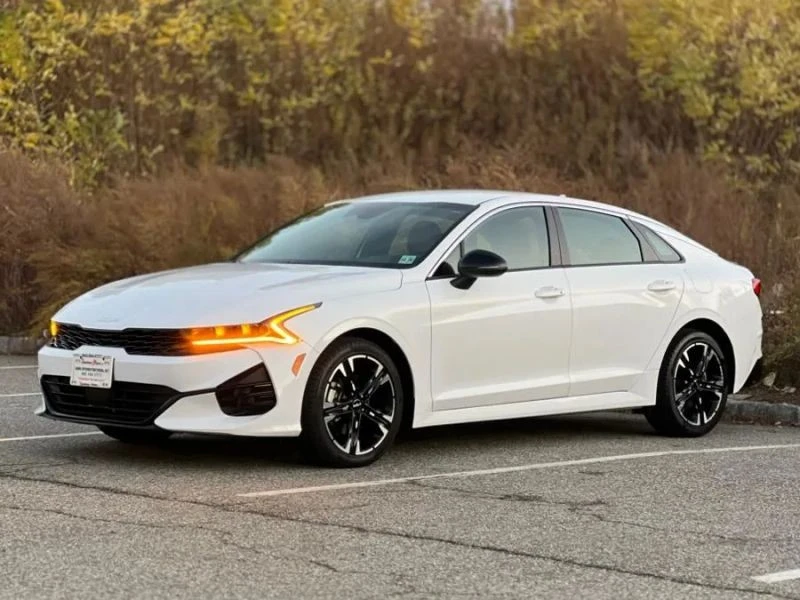 2024 Kia Optima/K5 - Image 4 of 12