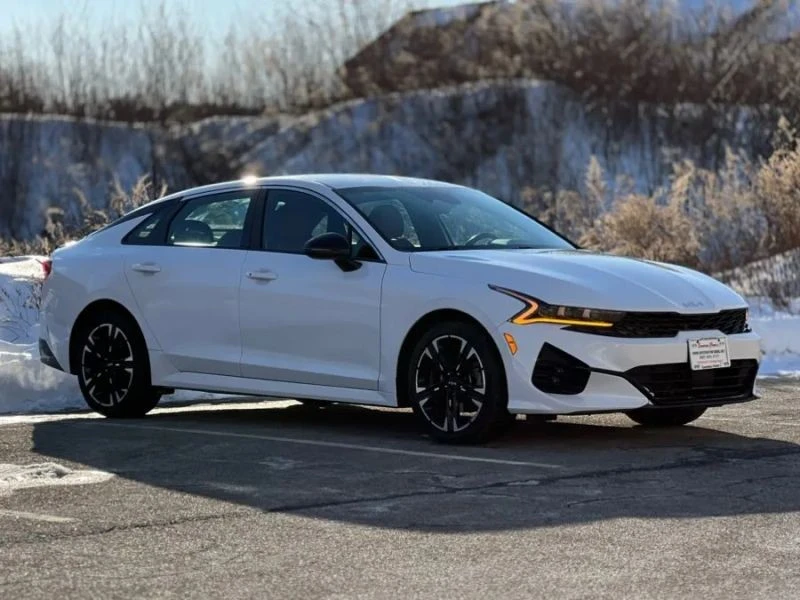 2024 Kia Optima/K5 - Image 2 of 12