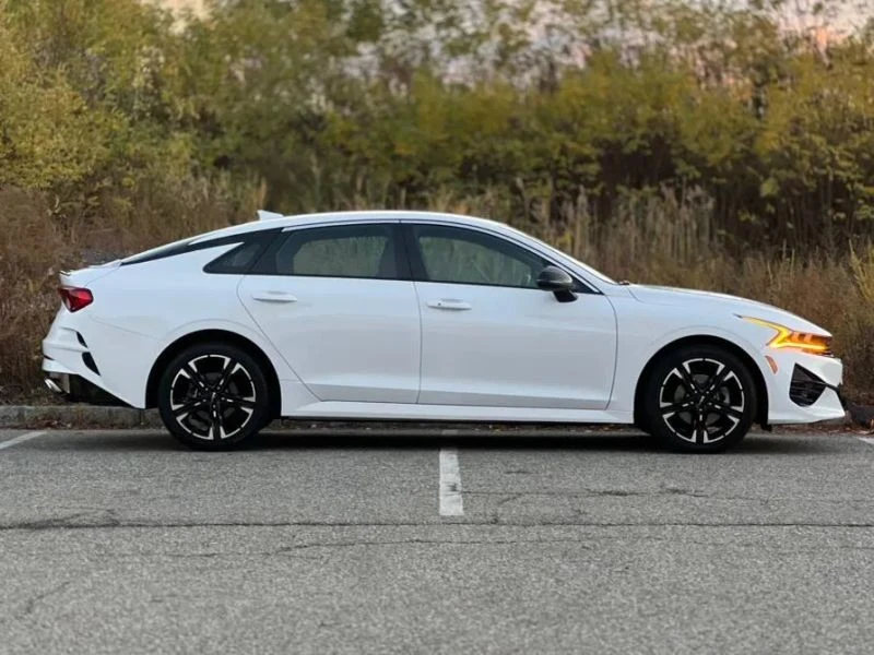 2024 Kia Optima/K5 - Image 9 of 12