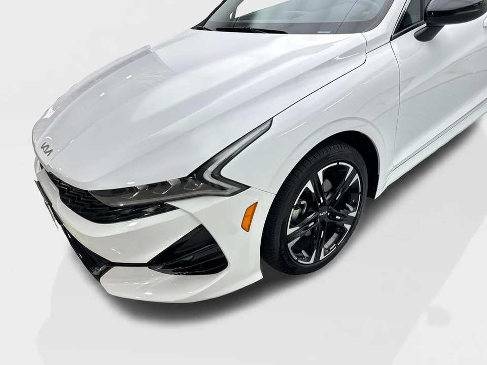 2024 Kia Optima/K5 - Image 18 of 31
