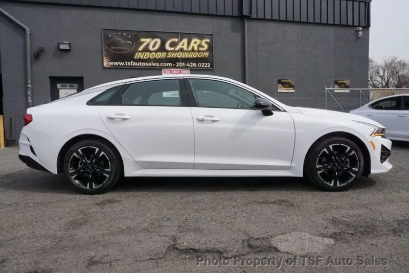 2024 Kia Optima/K5 - Image 9 of 12