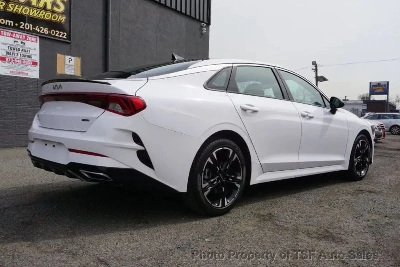 2024 Kia Optima/K5 - Image 8 of 12