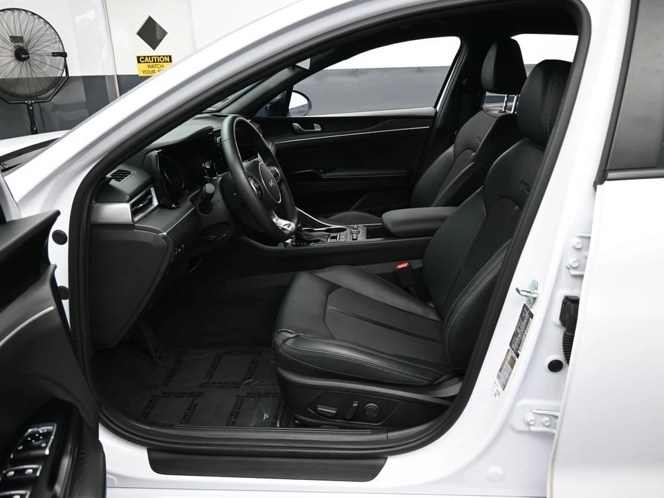 2024 Kia Optima/K5 - Image 11 of 12