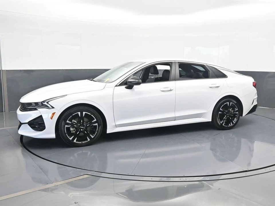 2024 Kia Optima/K5 - Image 2 of 12