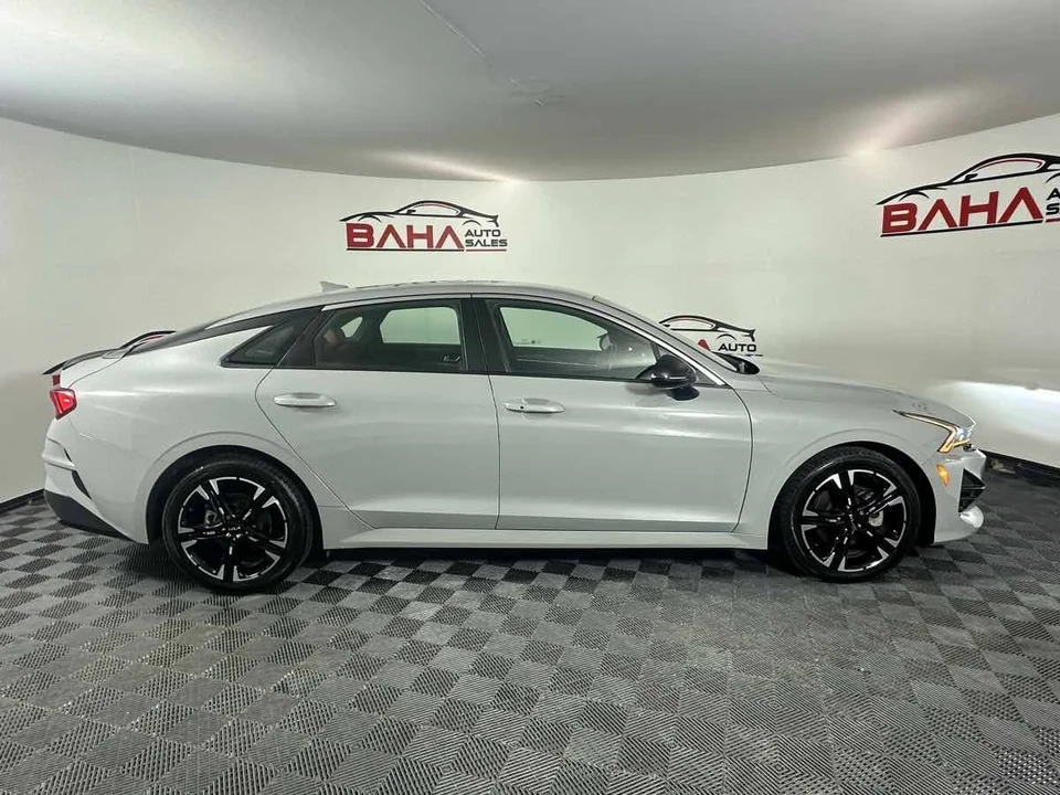 2024 Kia Optima/K5 - Image 10 of 21