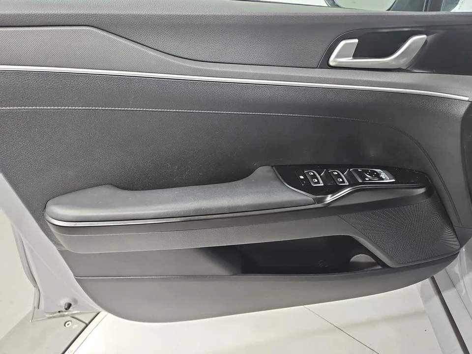 2024 Kia Optima/K5 - Image 11 of 12