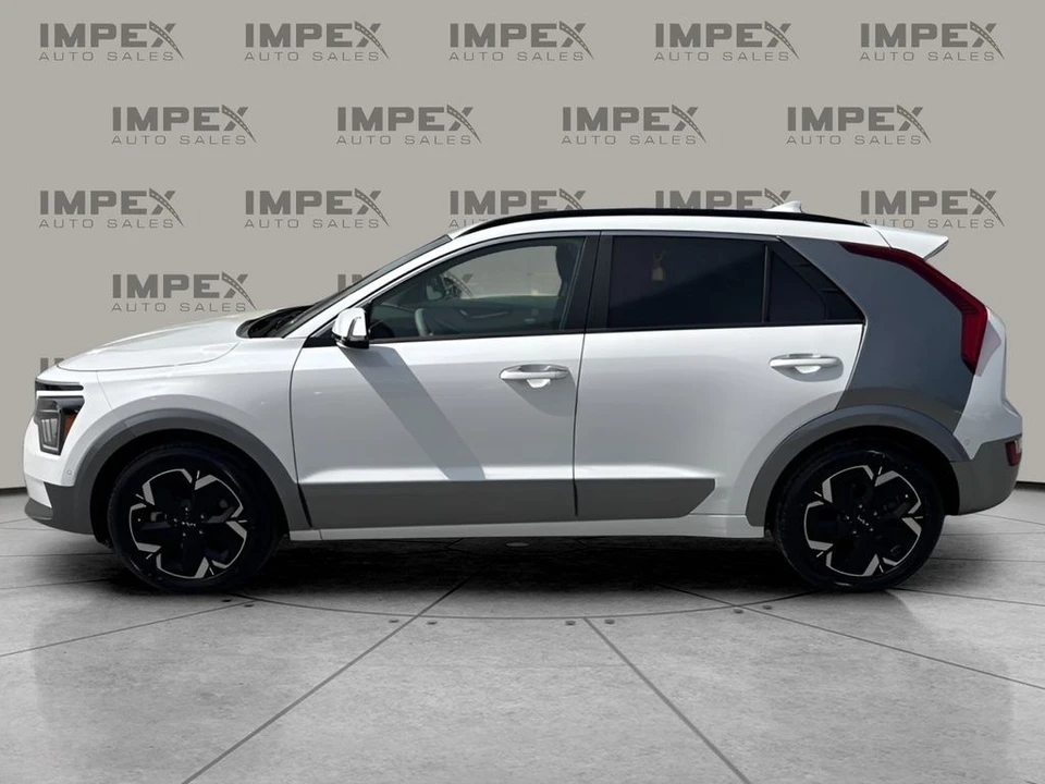 2024 Kia Niro - Image 2 of 21
