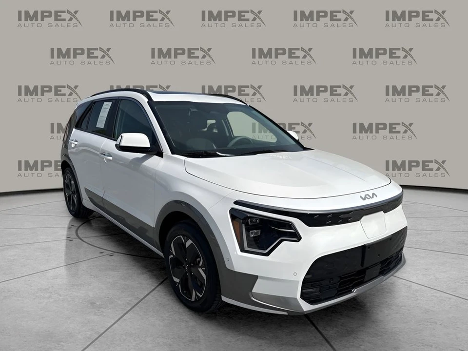 2024 Kia Niro - Image 7 of 31