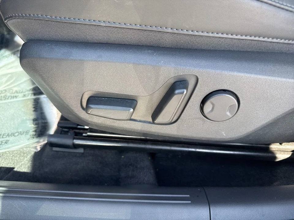 2024 Kia Niro - Image 10 of 21
