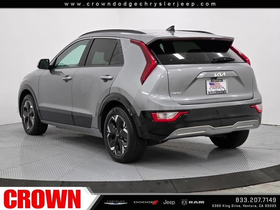 2024 Kia Niro - Image 5 of 12