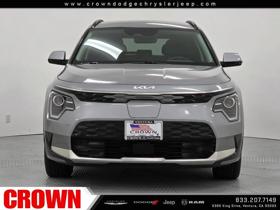 2024 Kia Niro - Image 2 of 12