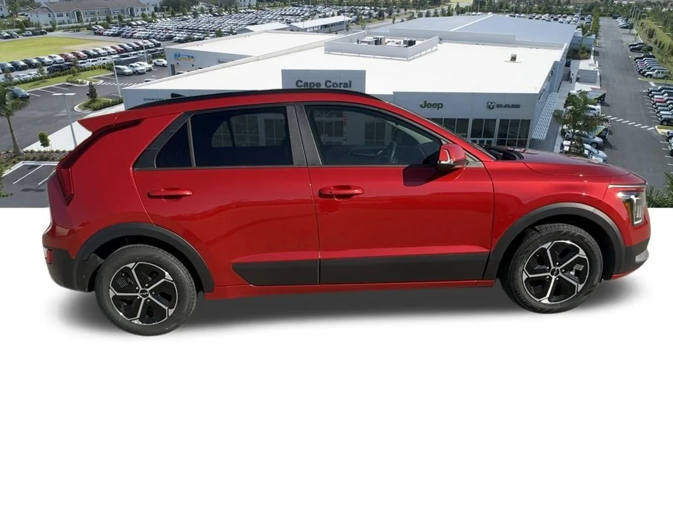 2024 Kia Niro - Image 3 of 12