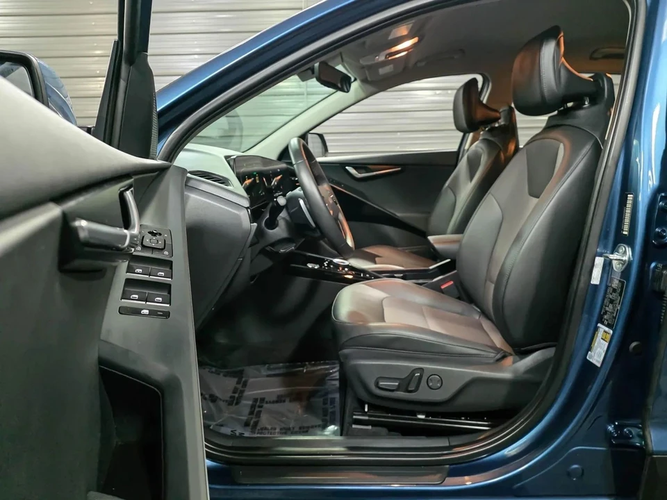 2024 Kia Niro - Image 13 of 21