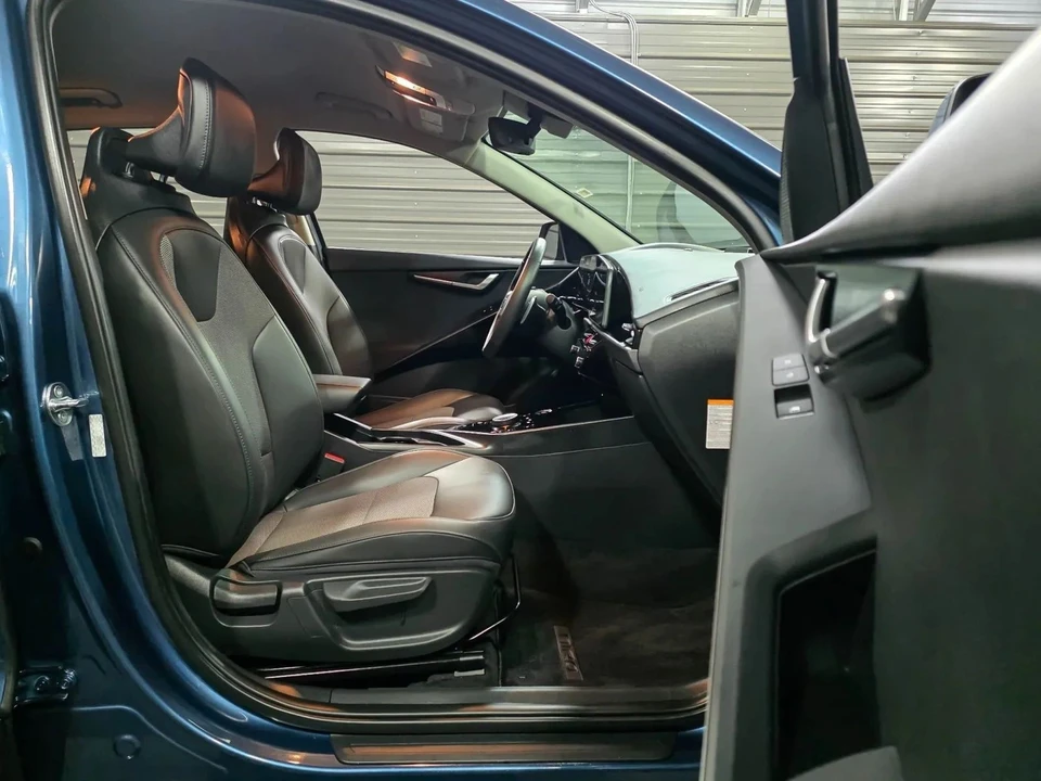 2024 Kia Niro - Image 14 of 21