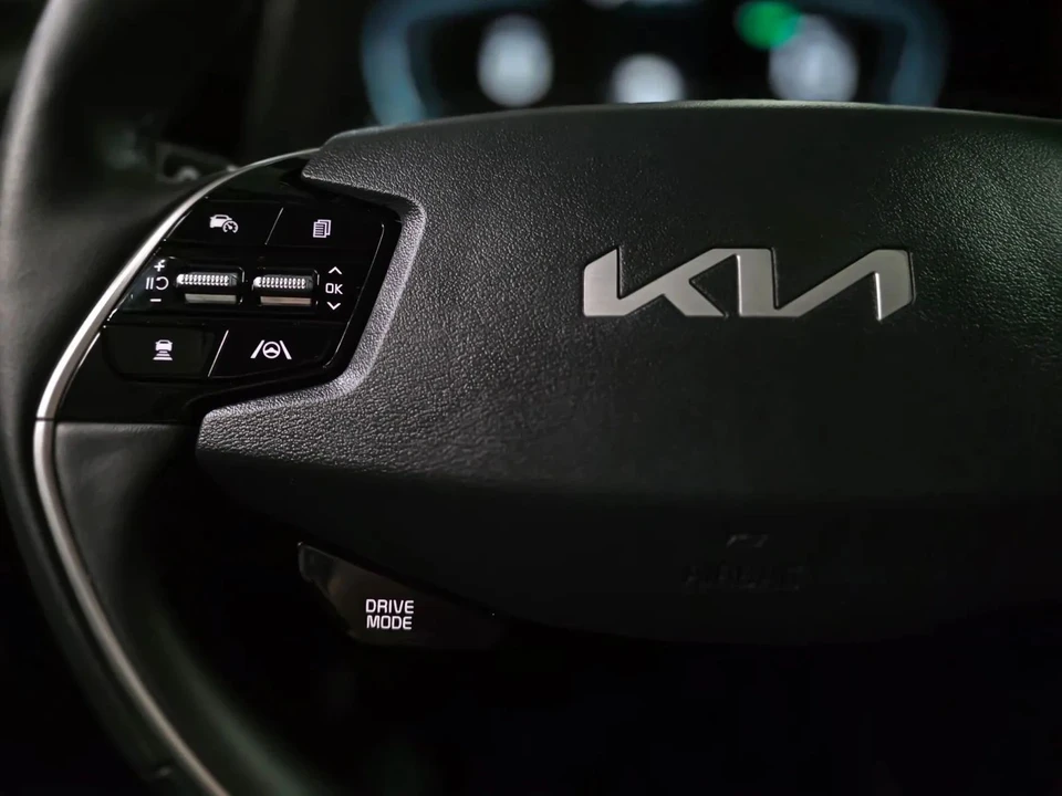 2024 Kia Niro - Image 18 of 21