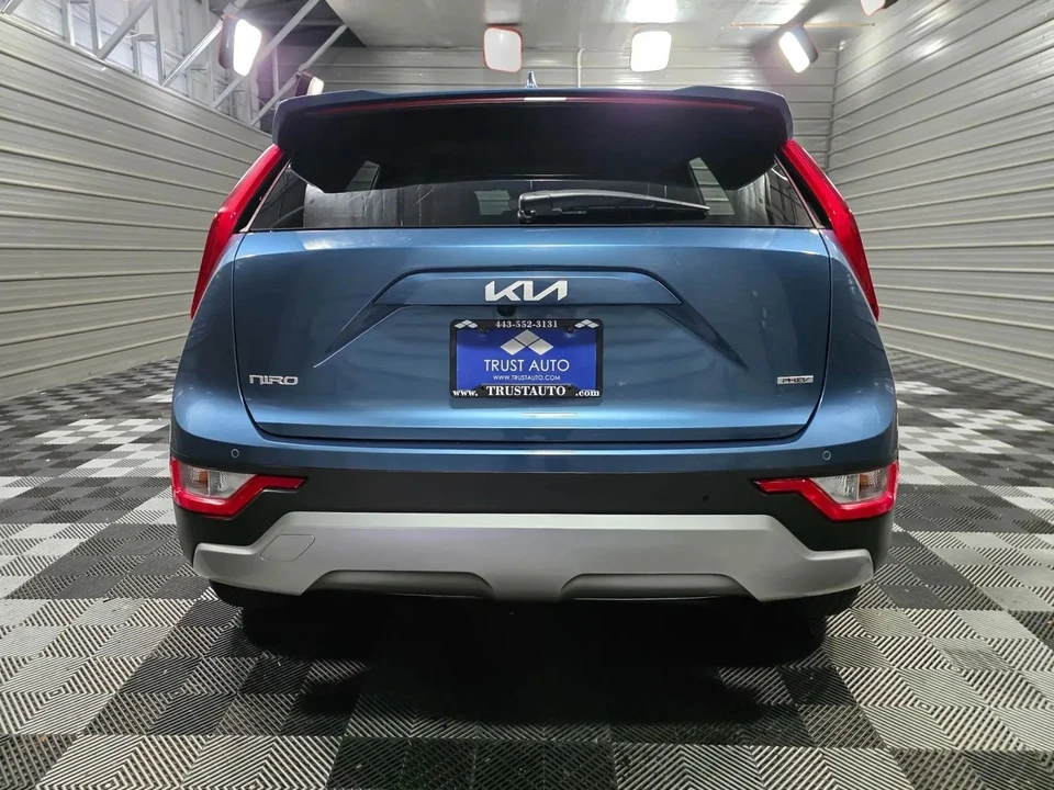 2024 Kia Niro - Image 6 of 12