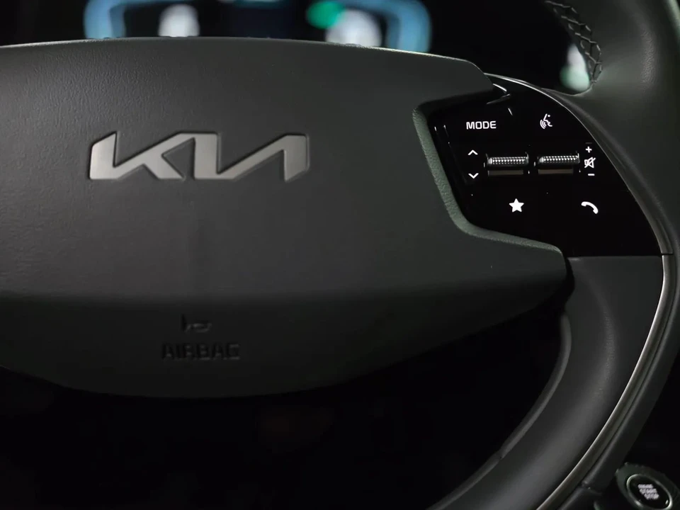 2024 Kia Niro - Image 20 of 21