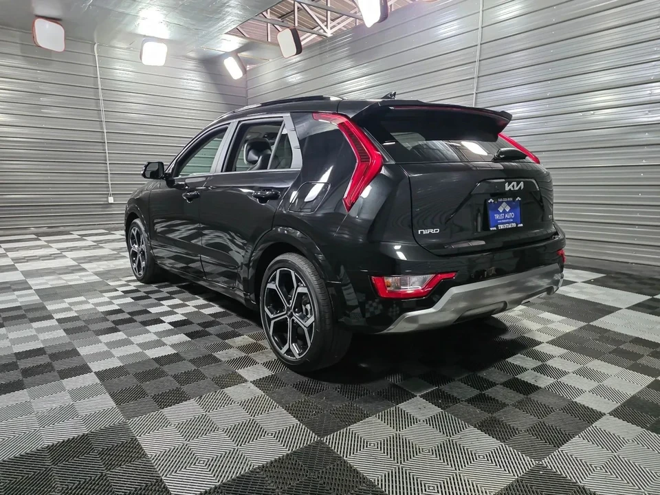 2024 Kia Niro - Image 7 of 12