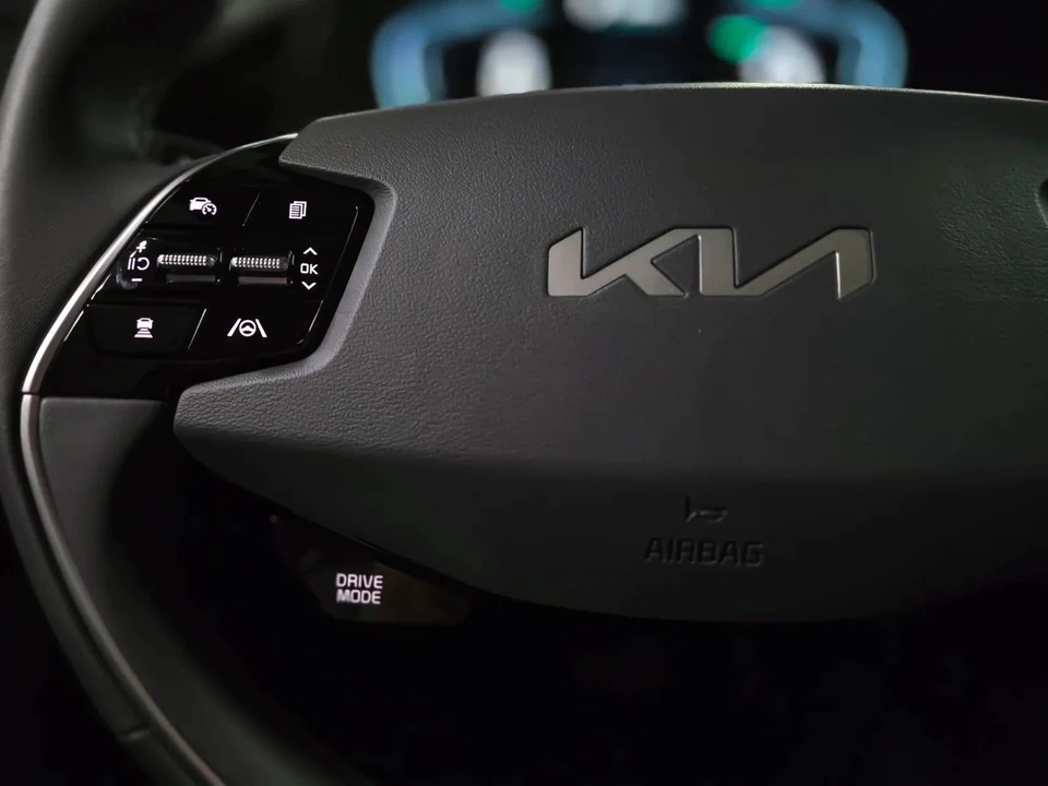 2024 Kia Niro - Image 19 of 21