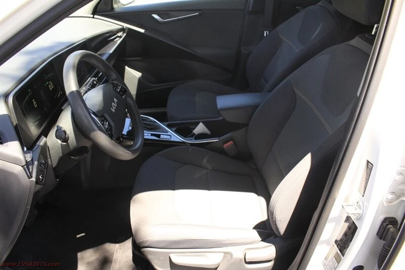 2024 Kia Niro - Image 11 of 20