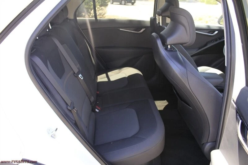 2024 Kia Niro - Image 13 of 20