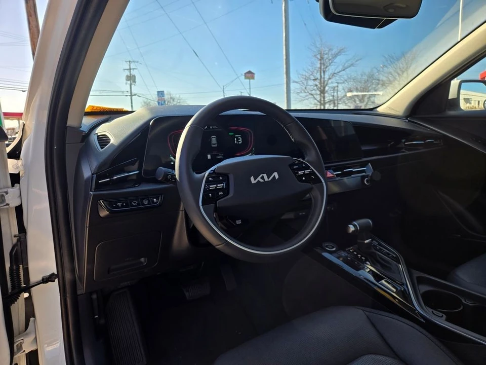2024 Kia Niro - Image 12 of 12