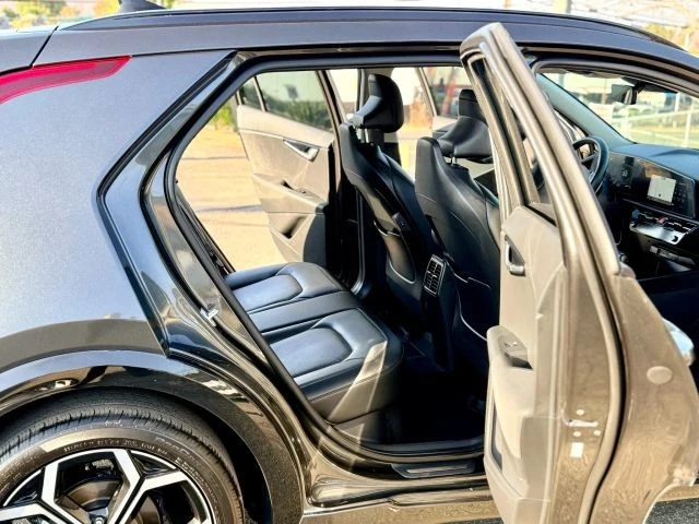 2024 Kia Niro - Image 19 of 21