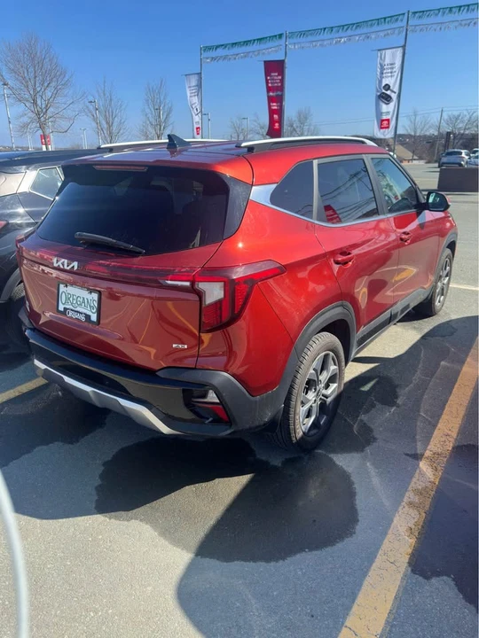 2024 Kia Seltos - Image 6 of 13