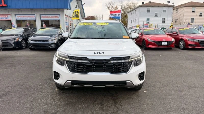 2024 Kia Seltos - Image 3 of 12