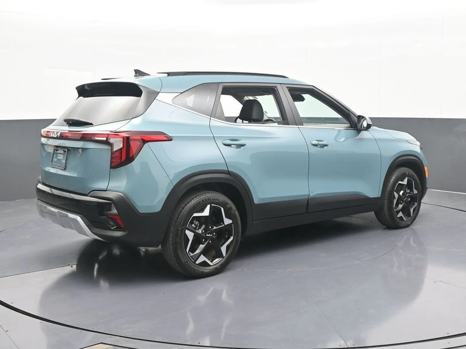 2024 Kia Seltos - Image 6 of 12