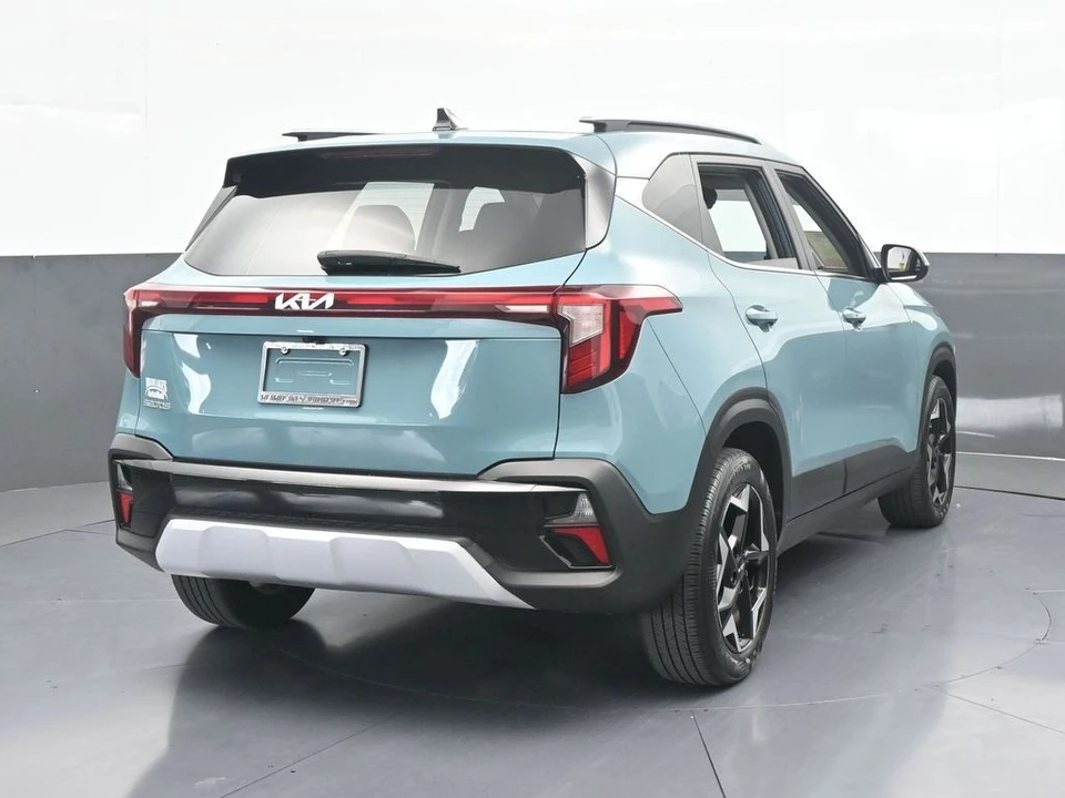 2024 Kia Seltos - Image 5 of 12