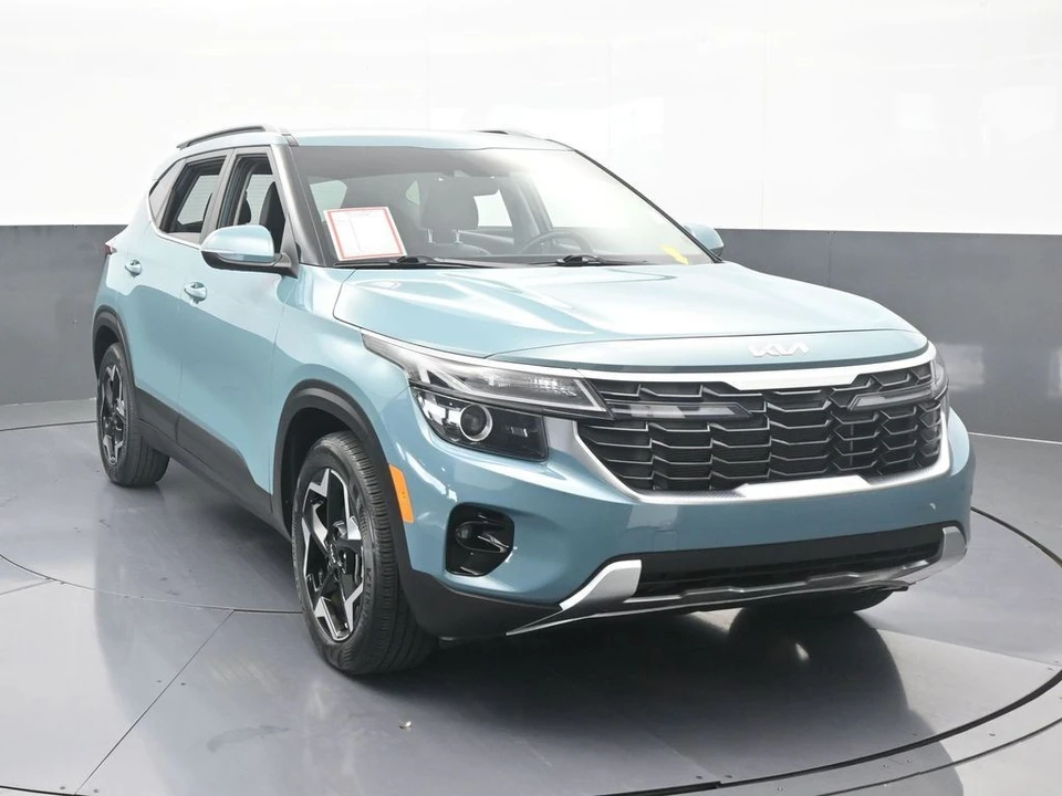 2024 Kia Seltos - Image 9 of 12