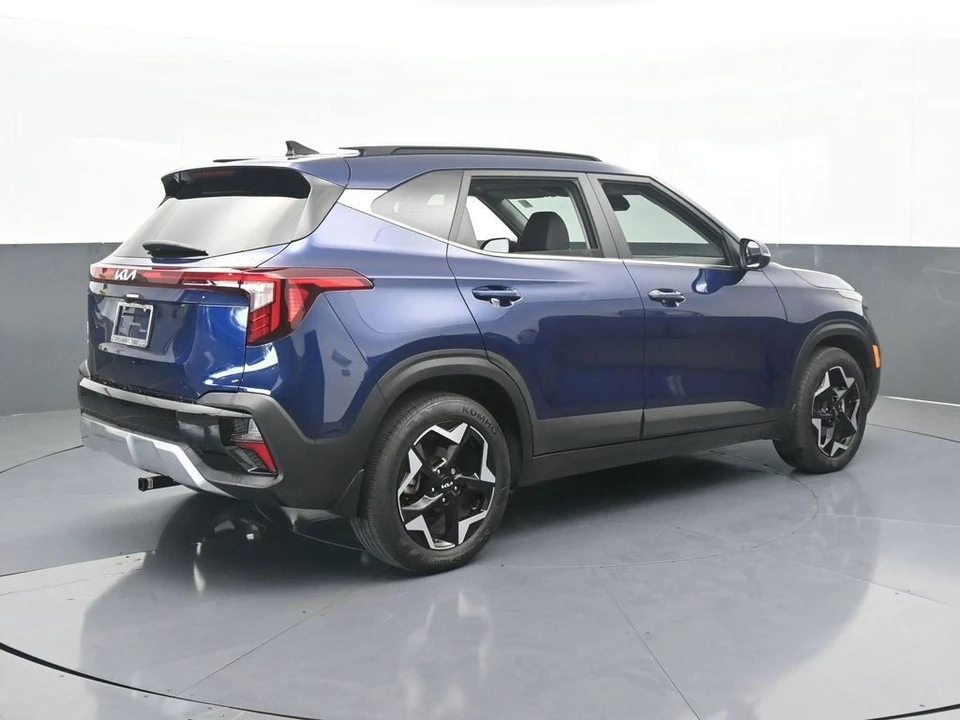 2024 Kia Seltos - Image 6 of 12