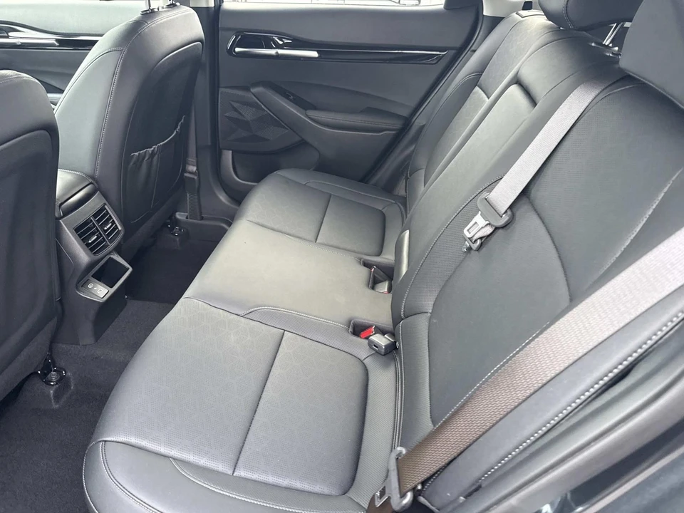 2024 Kia Seltos - Image 16 of 21