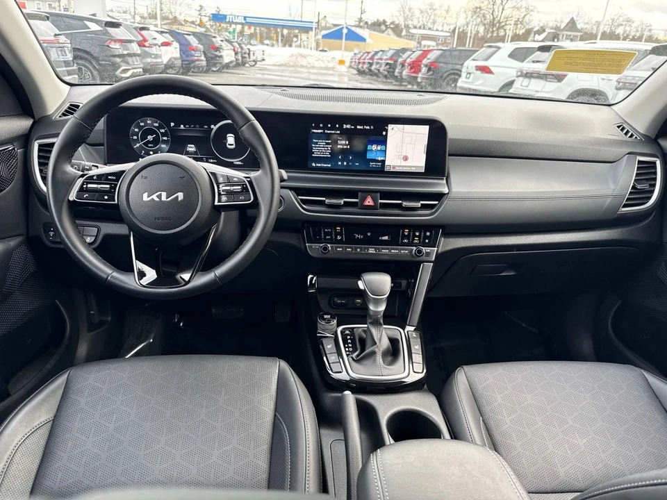 2024 Kia Seltos - Image 15 of 21