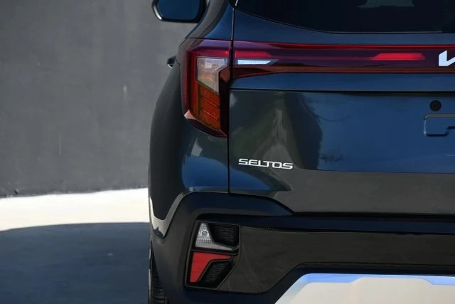 2024 Kia Seltos - Image 8 of 19