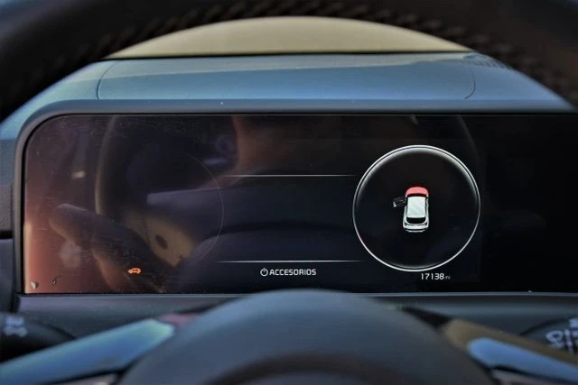 2024 Kia Seltos - Image 9 of 19