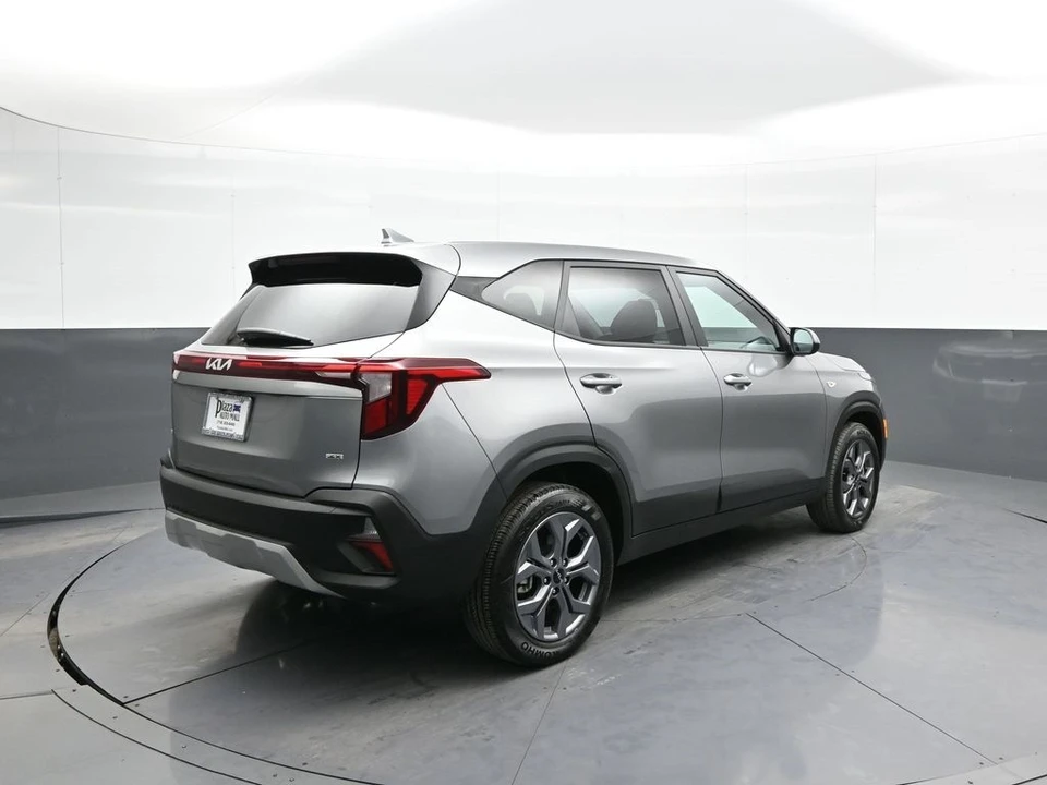 2024 Kia Seltos - Image 6 of 12