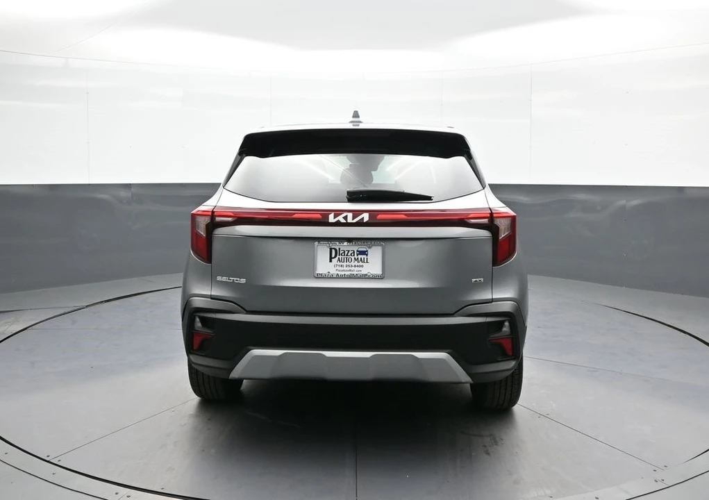 2024 Kia Seltos - Image 7 of 12