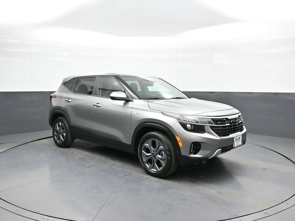 2024 Kia Seltos - Image 4 of 12