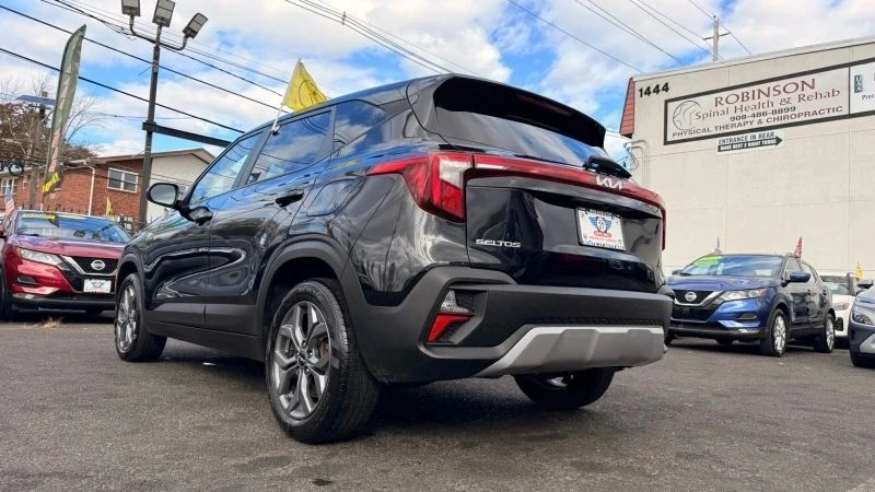2024 Kia Seltos - Image 11 of 12