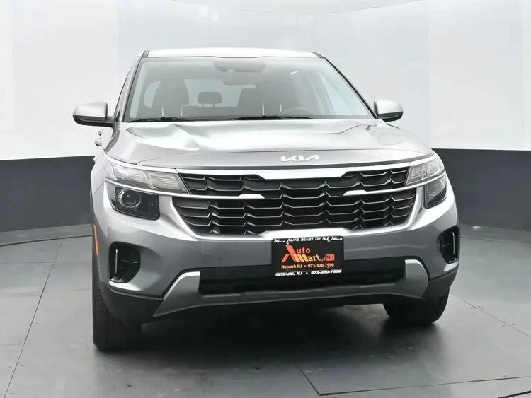 2024 Kia Seltos - Image 3 of 12