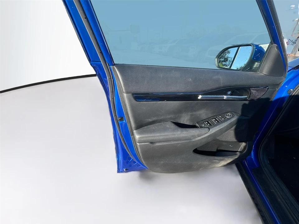 2024 Kia Seltos - Image 14 of 16