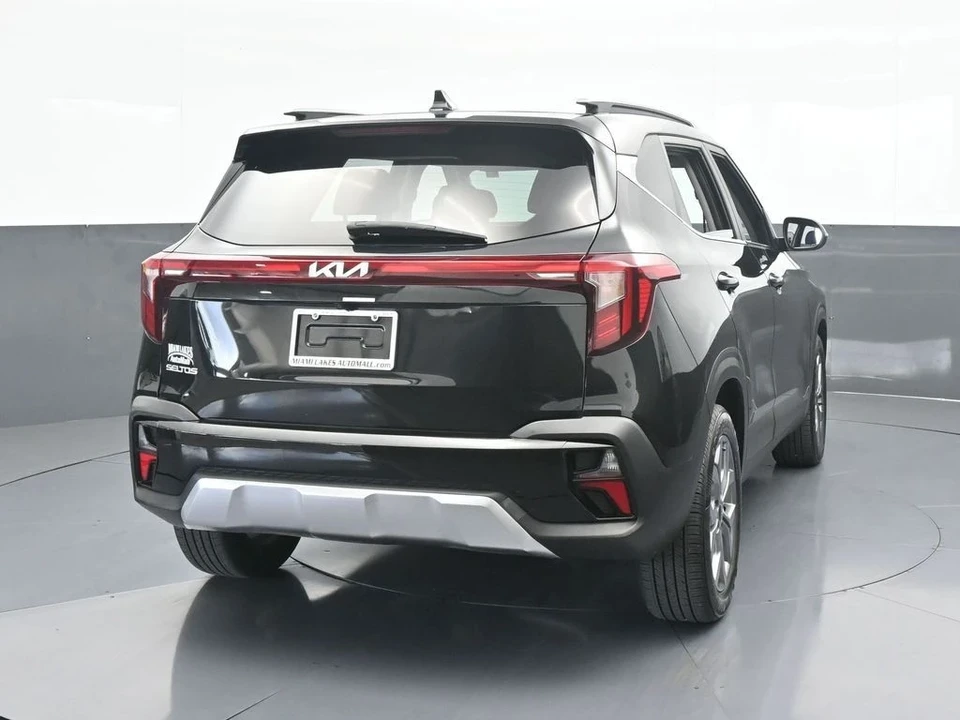 2024 Kia Seltos - Image 5 of 12