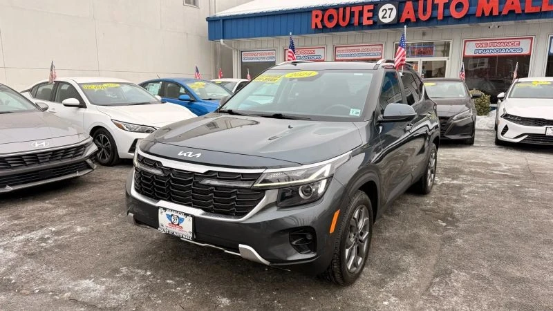 2024 Kia Seltos - Image 4 of 12