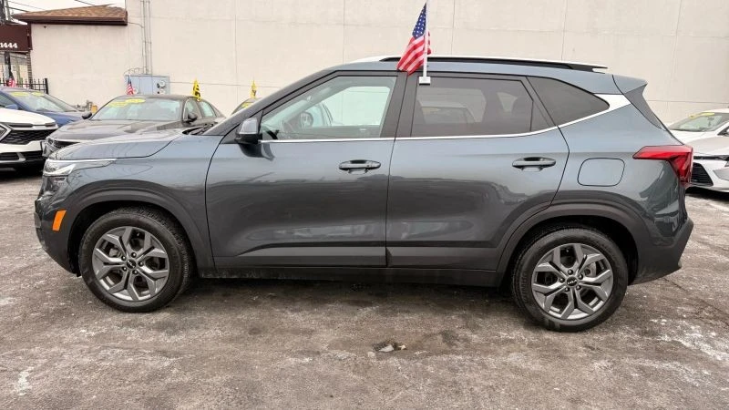 2024 Kia Seltos - Image 10 of 12