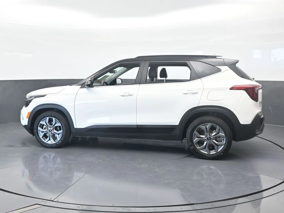 2024 Kia Seltos - Image 3 of 12