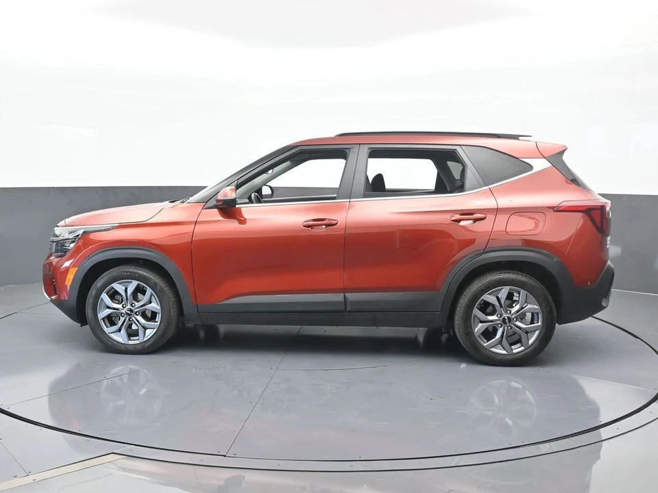 2024 Kia Seltos - Image 3 of 12