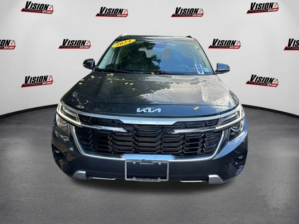 2024 Kia Seltos - Image 2 of 12